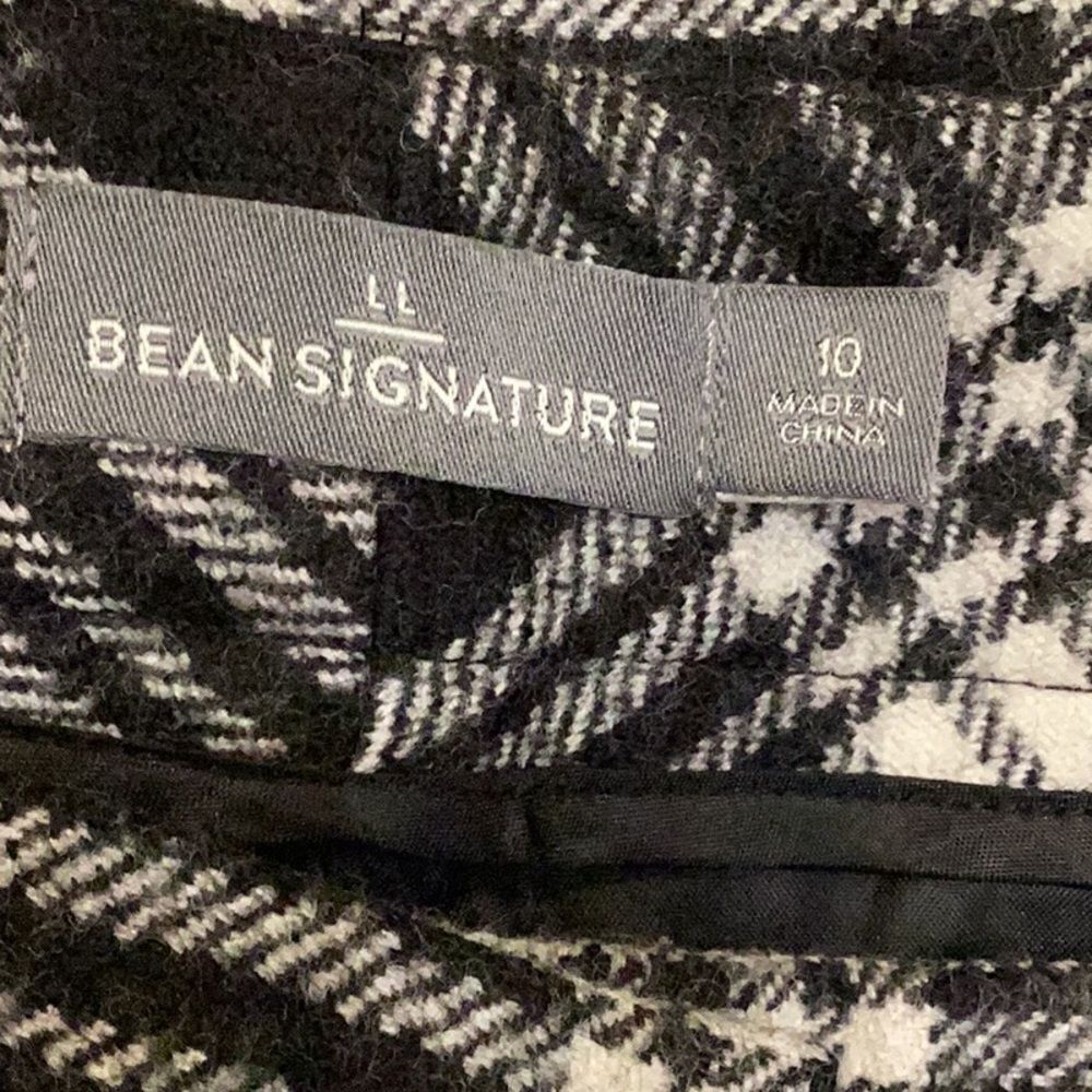 L.L. Bean black and cream plaid 100% Wool flare signature trousers size 10 - Picture 7 of 12